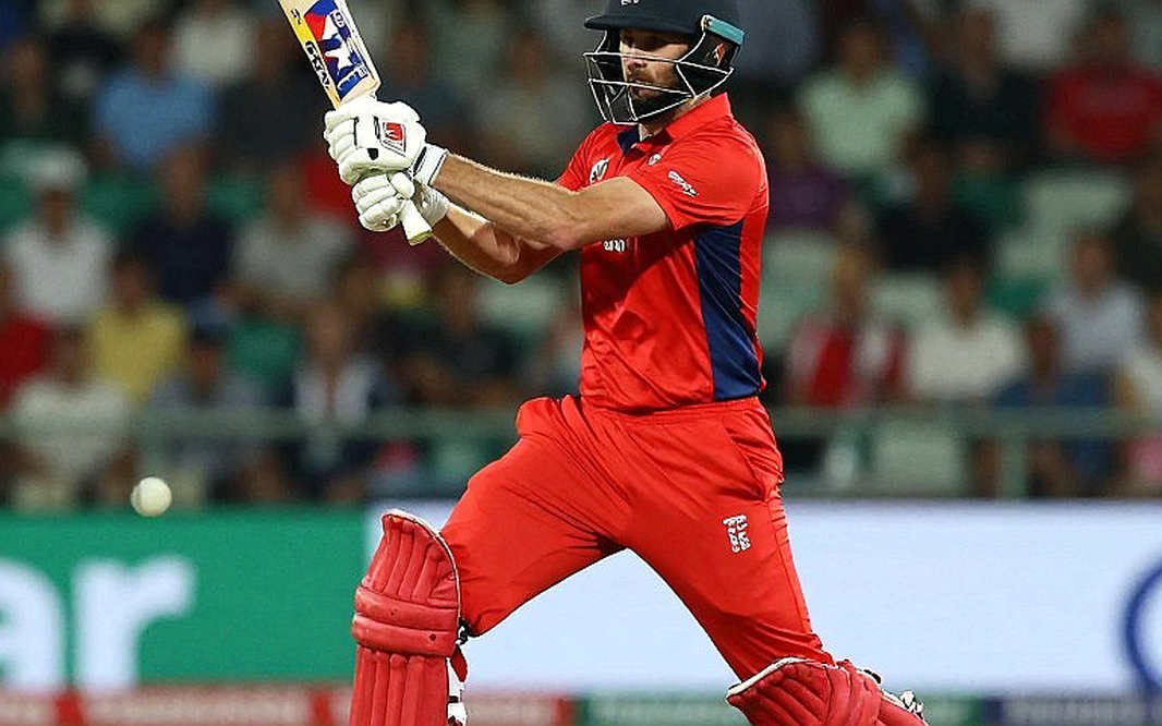 क्रिकेट डेस्क पर पहुँची वह फ़ाइल, जिसमें कोई स्कोर नहीं था क्रिकेट डेस्क पर पहुँची वह फ़ाइल, जिसमें कोई स्कोर नहीं था