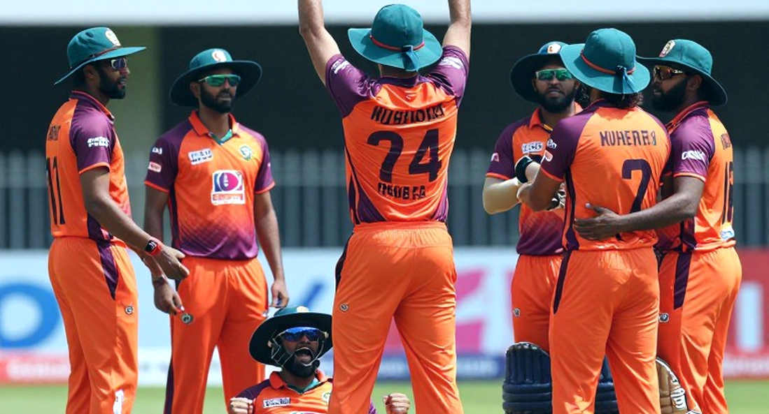 KL Rahul की 0 और 4: स्कोरकार्ड का धोखा, तकनीकी संकेत, या दोनों? KL Rahul की 0 और 4: स्कोरकार्ड का धोखा, तकनीकी संकेत, या दोनों?