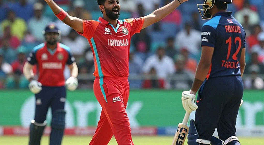 The 80th Over at Mirpur: Bangladesh's 213/3 Is Not as Strong as It Looks The 80th Over at Mirpur: Bangladesh's 213/3 Is Not as Strong as It Looks